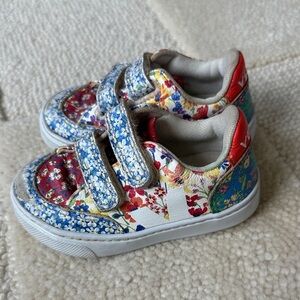 Vega x Liberty London V-12 toddler girl shoes size 7